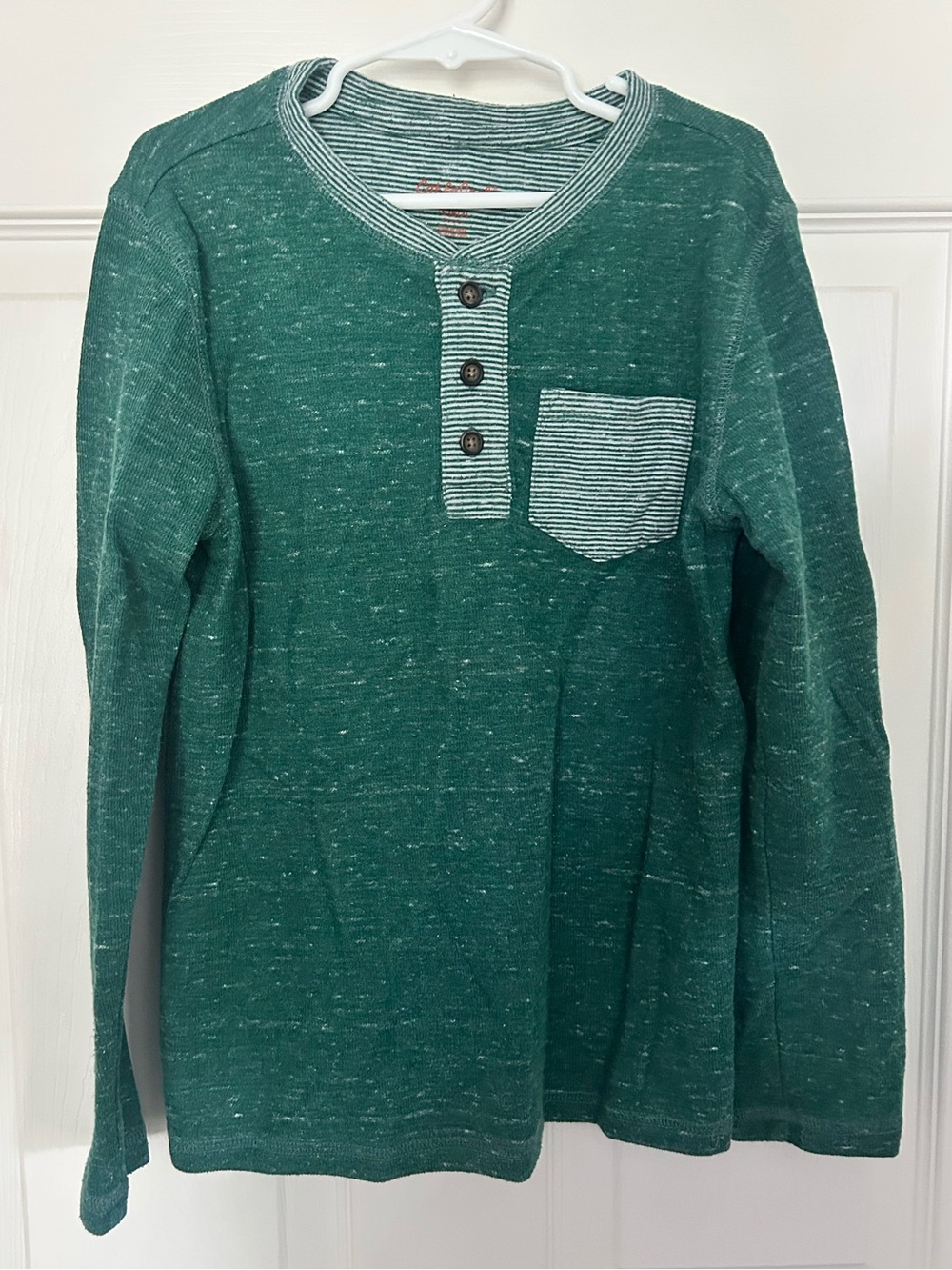 Boys, Cat & Jack, Green Long-Sleeve Henley with Striped Pocket, Size Small